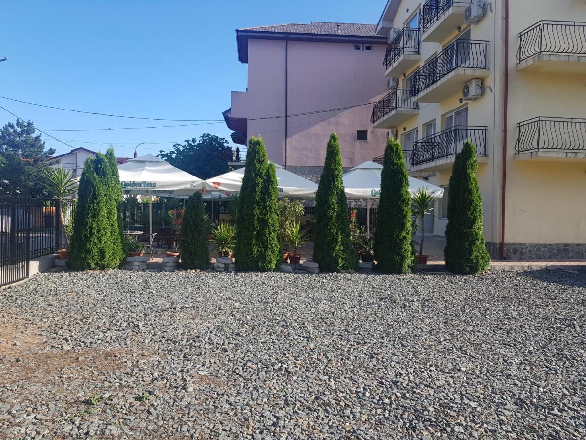 Casa Galbena Hotel Costinesti Exterior photo