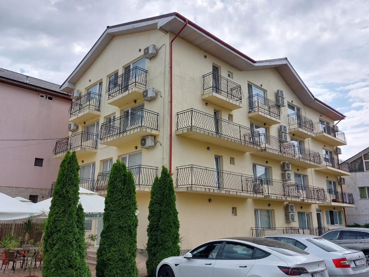 Casa Galbena Hotel Costinesti Exterior photo